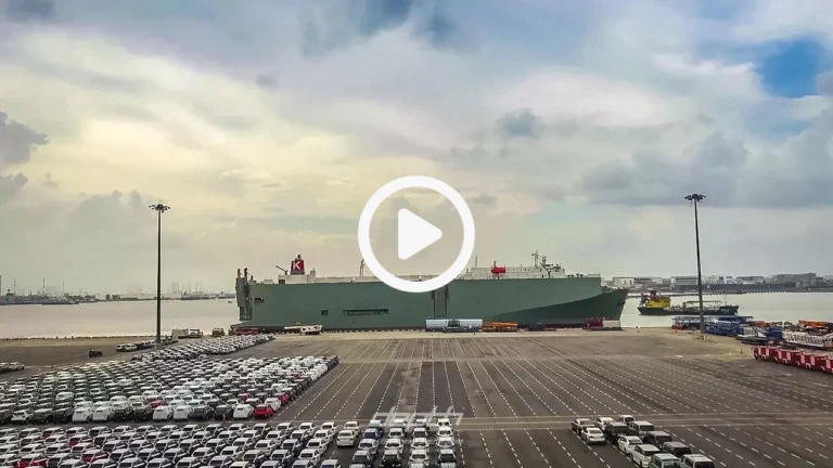 RoRo-Shipping-of-Cars-in-Time-Lapse